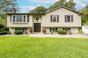 199 Aston Ln, Middletown, CT 06457 - Photo 1