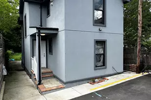 49 Hill St, Waterbury, CT 06704 - Photo 1