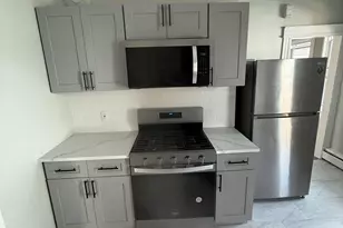 426 Benham Ave, Bridgeport, CT 06604 - Photo 1