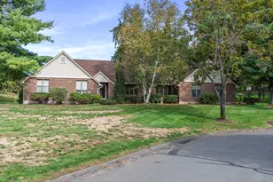 10 Cleary Ln, Windsor, CT 06095 - Photo 1