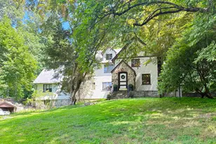 32 Interlaken Rd, Stamford, CT 06903 - Photo 1