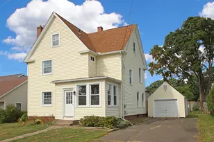 24 Harrington St, Meriden, CT 06451 - Photo 1