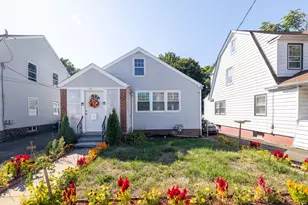 54 Arch St, Hamden, CT 06514 - Photo 1