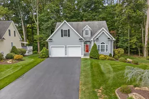 16 River Walk, Branford, CT 06405 - Photo 1