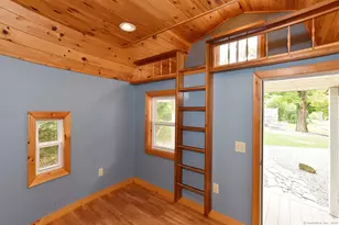 8 Wells Ave, East Hampton, CT 06424 - Photo 33