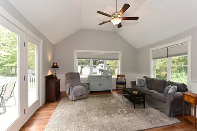 8 Wells Avenue, East Hampton, CT 06424 - Photo 7
