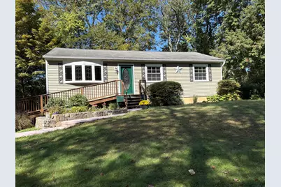 28 Lakeview Terrace, Newtown, CT 06482 - Photo 1