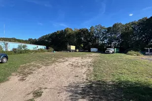 8 Alice Ct, Stonington, CT 06379 - Photo 1