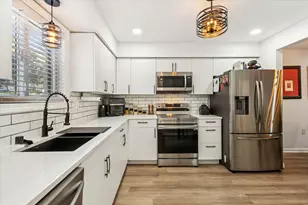 136 Sterling Vlg, Meriden, CT 06450 - Photo 1