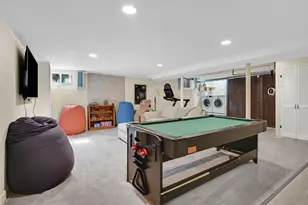 176 Stoner Dr, West Hartford, CT 06107 - Photo 29