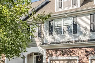 47 Park Pl Cir, West Hartford, CT 06110 - Photo 1