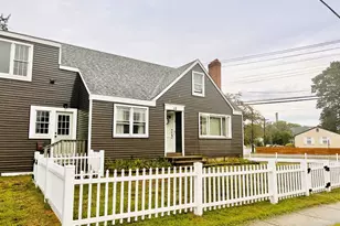 12 Allyndale Dr, Stratford, CT 06614 - Photo 1