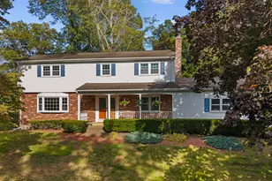 2 Brookfield Dr, East Lyme, CT 06333 - Photo 1