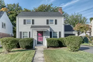 741 South Quaker Ln, West Hartford, CT 06110 - Photo 1