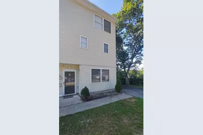 10 Hillcrest Street #B, Norwich, CT 06360 - Photo 1