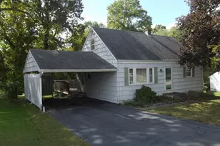 23 Glendale Rd, Montville, CT 06370 - Photo 1