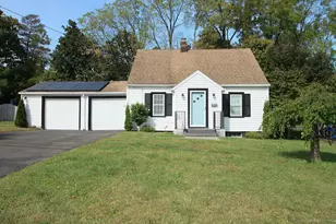 32 Clough Rd, Waterbury, CT 06708 - Photo 1