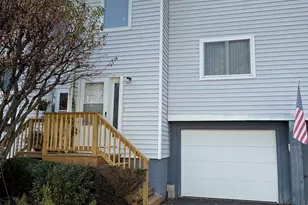 31 Valley Run Dr, Cromwell, CT 06416 - Photo 1