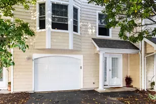 8 Parkwoods Dr, Norwich, CT 06360 - Photo 1