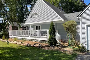 125 Old Sachems Head Rd, Guilford, CT 06437 - Photo 1