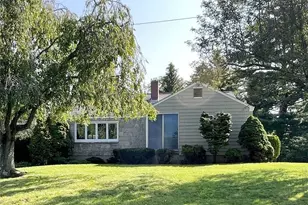 54 Barstow Dr, Wethersfield, CT 06109 - Photo 1