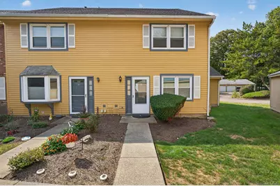 1400 Hartford Turnpike #APT 33, North Haven, CT 06473 - Photo 1