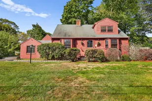 1646 Jennings Rd, Fairfield, CT 06824 - Photo 1