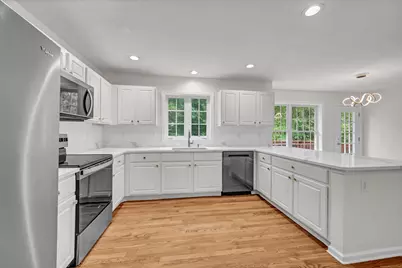 26 White Oak Drive, Danbury, CT 06810 - Photo 5