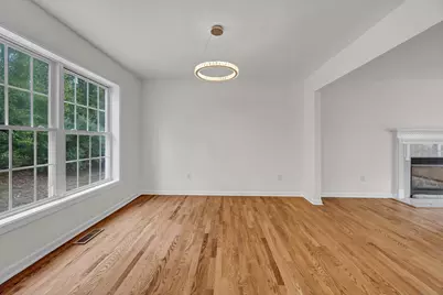 26 White Oak Drive, Danbury, CT 06810 - Photo 9