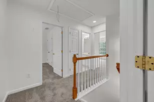 26 White Oak Dr, Danbury, CT 06810 - Photo 17