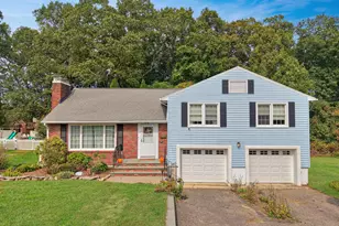 352 Highland Dr, Waterbury, CT 06708 - Photo 1