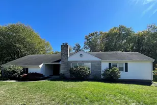 82 N High St, Clinton, CT 06413 - Photo 1