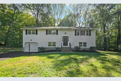 30 Glen Lane, Guilford, CT 06437 - Photo 1