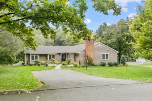 227 Autumn Ridge Rd, Fairfield, CT 06825 - Photo 1