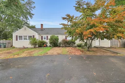 197 Dupont Place, Bridgeport, CT 06610 - Photo 1