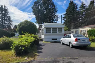 174 D St, Groton, CT 06340 - Photo 1