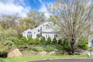 37 Broad River Ln, Fairfield, CT 06890 - Photo 1