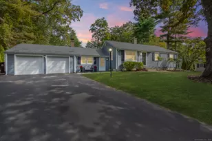 52 Knollwood Rd, Farmington, CT 06032 - Photo 1