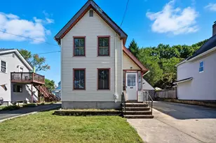 1117 Townsend Ave, New Haven, CT 06512 - Photo 1