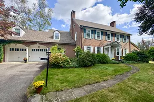 55 Eastfield Rd, Waterbury, CT 06708 - Photo 1