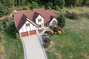 61 Pine Hollow Dr, Southington, CT 06489 - Photo 1