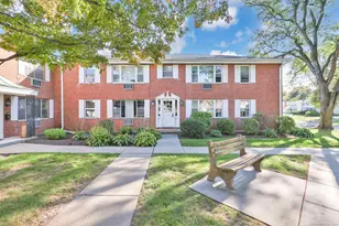 91 Shadow Ln, West Hartford, CT 06110 - Photo 1