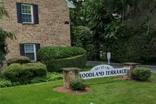 35 Woodway Rd, Stamford, CT 06902 - Photo 1