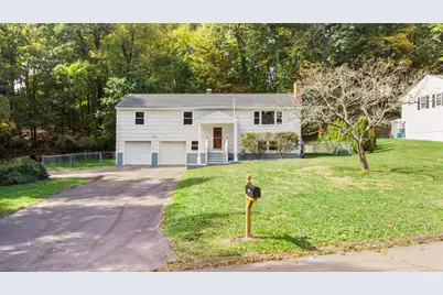 284 Wintergreen Avenue, Hamden, CT 06514 - Photo 1