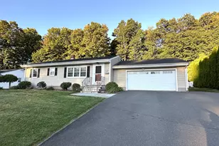 70 Sbona Rd, Berlin, CT 06037 - Photo 1