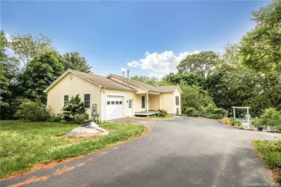 939 Ocean Avenue, New London, CT 06320 - Photo 1