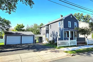 17 Giddings St, Hartford, CT 06106 - Photo 1