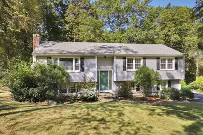 142 Eramo Terrace, Hamden, CT 06518 - Photo 1