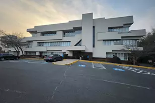 60 Washington Ave, Hamden, CT 06518 - Photo 1