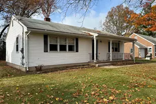 7 Grantham Rd, Wallingford, CT 06492 - Photo 1